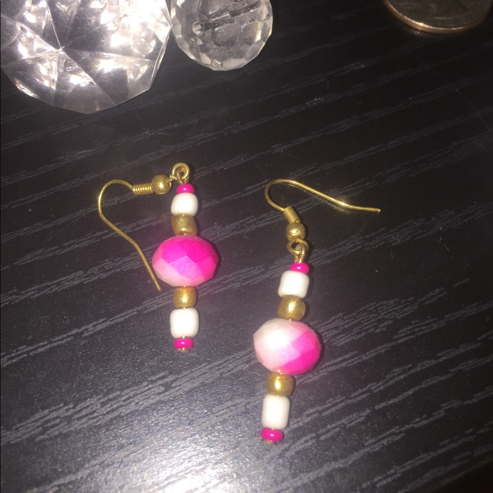Homemade hot pink earrings😍💕